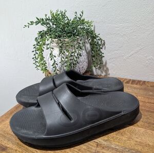 Women's Ofoos  OOahh‎ Slide Sandal - Black  Size 8